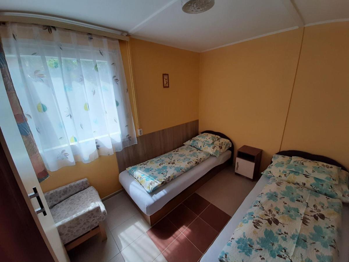 Fortuna Apartmanhazak Bogacs Bagian luar foto