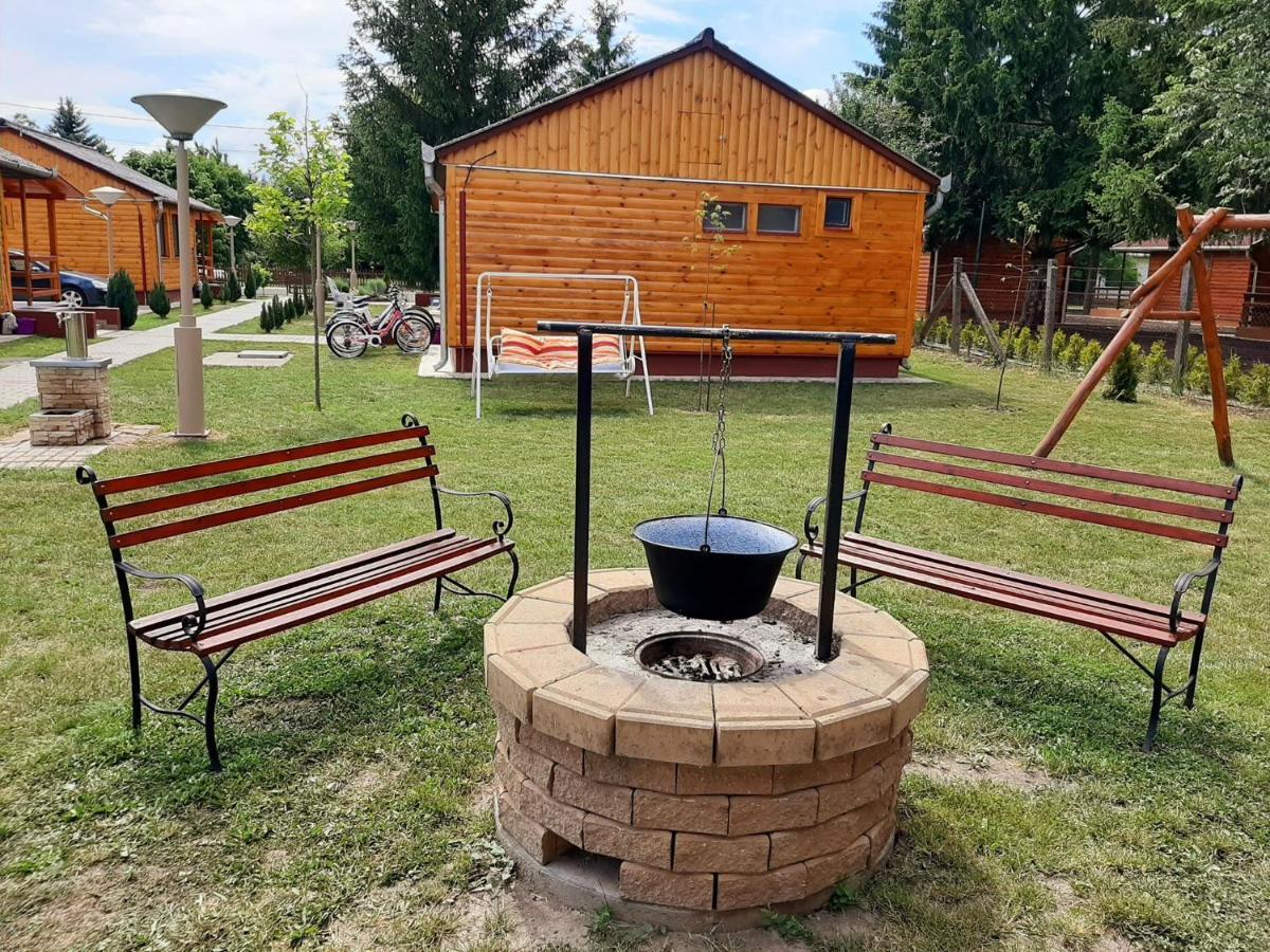 Fortuna Apartmanhazak Bogacs Bagian luar foto